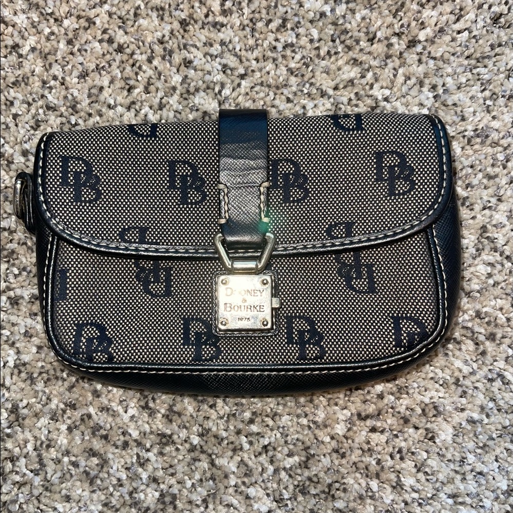 Dooney & Bourke Wristlet